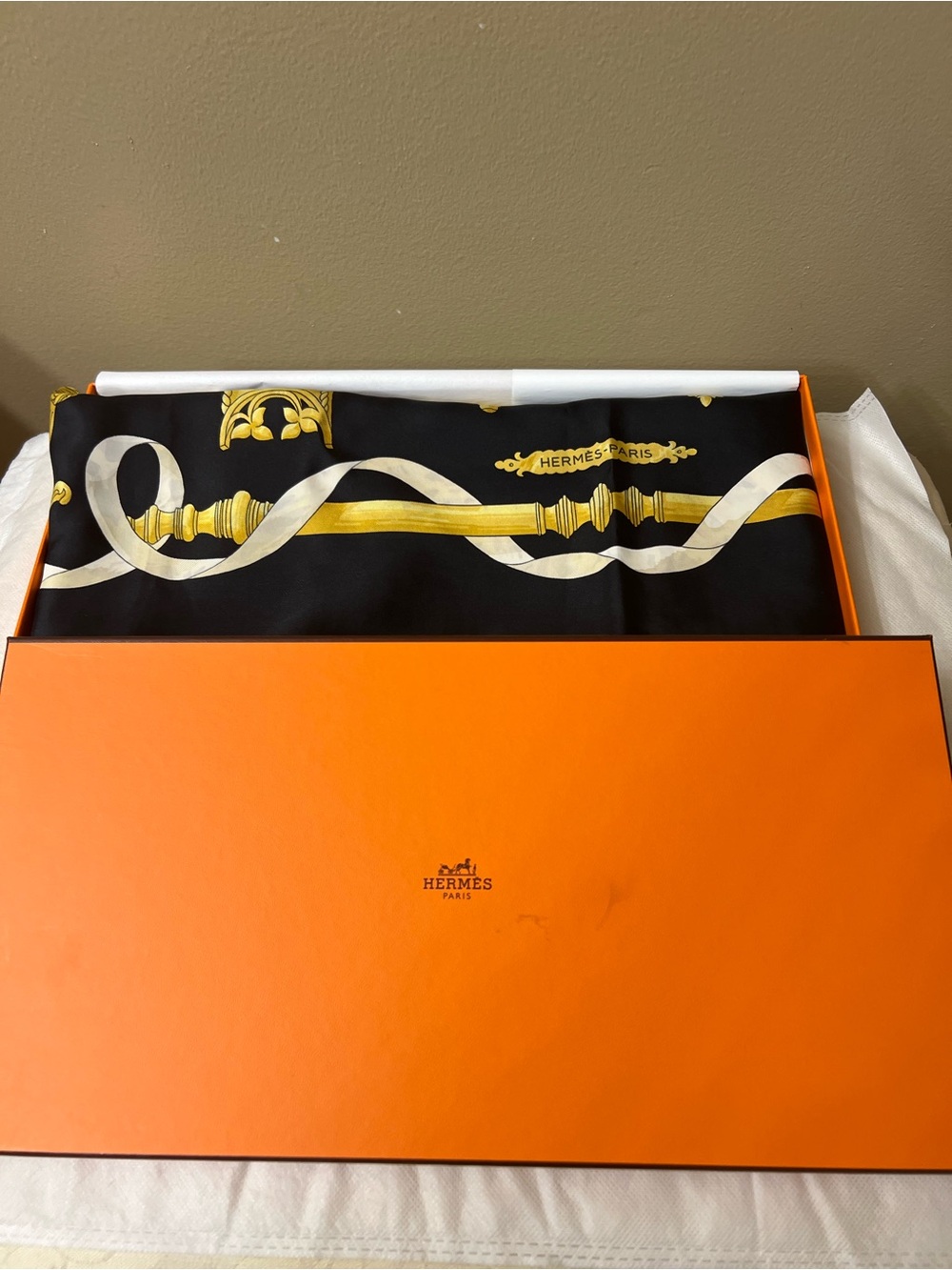 Hermes Authentic Scarf with Box - Picture 7 of 11